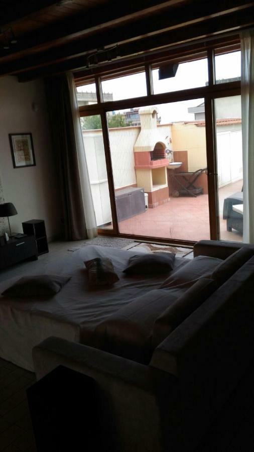 A Due Passi Da Tutto Apartment Catania Exterior photo